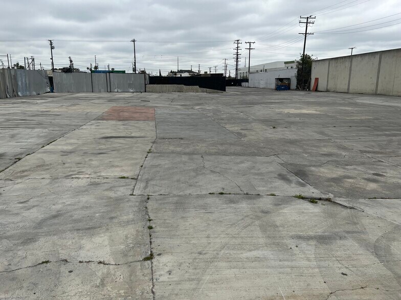 Primary Photo Of 15327 S San Pedro St, Gardena Land For Lease