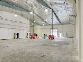 More Photos Of 5711 E Olympic Blvd, Commerce Land For Lease