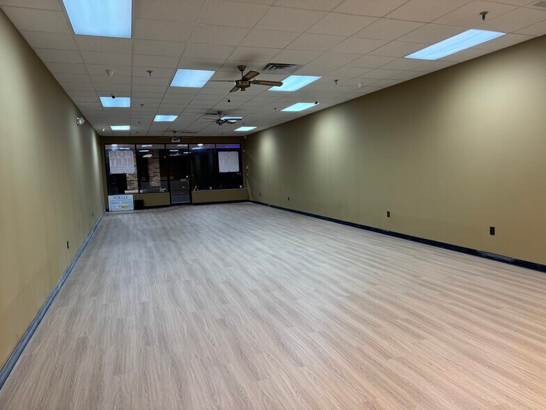 More Photos Of 470-582 State Route 35, Red Bank Freestanding For Lease