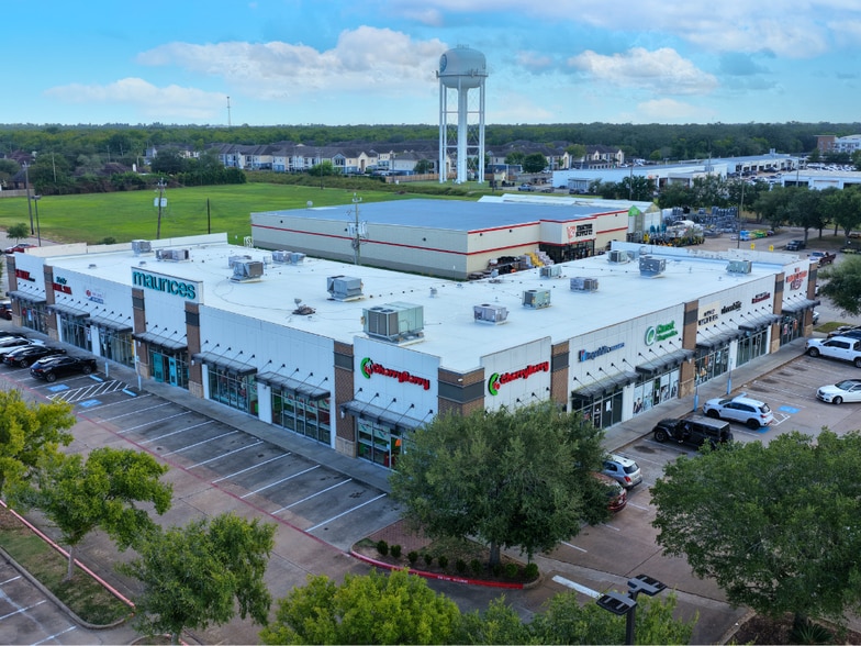 More Photos Of 201 Highway 332, Lake Jackson Unknown For Lease