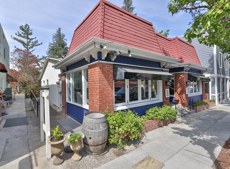 More Photos Of 14527-14529 Big Basin Way, Saratoga Storefront Retail Residential For Sale