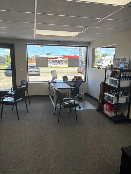 More Photos Of 2371 S McCall Rd, Englewood Freestanding For Sale