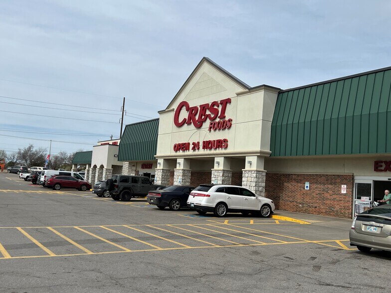 More Photos Of 11120-11122 N Rockwell Ave, Oklahoma City Unknown For Lease