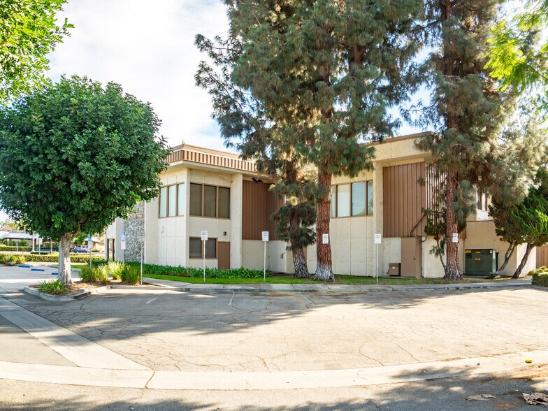 More Photos Of 1215 W Covina Pky, West Covina Medical For Sale
