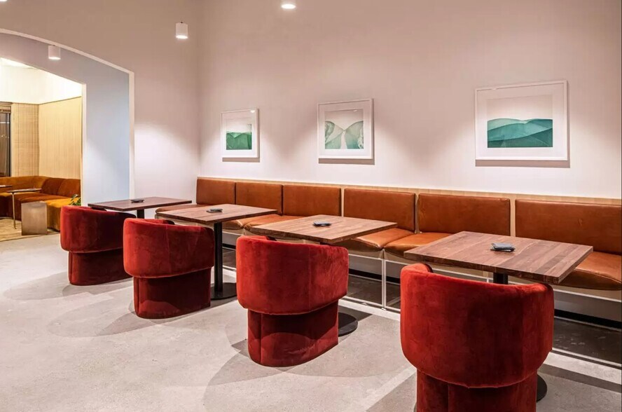 More Photos Of 1001 Liberty Ave, Pittsburgh Coworking Space