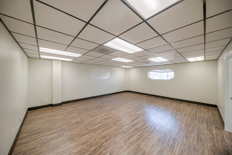 More Photos Of 1410 Rankin Hwy, Midland Office For Sale