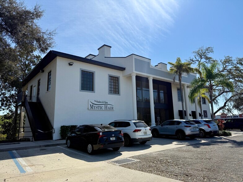 More Photos Of 13801 N Dale Mabry Hwy, Tampa Storefront Retail Office For Sale
