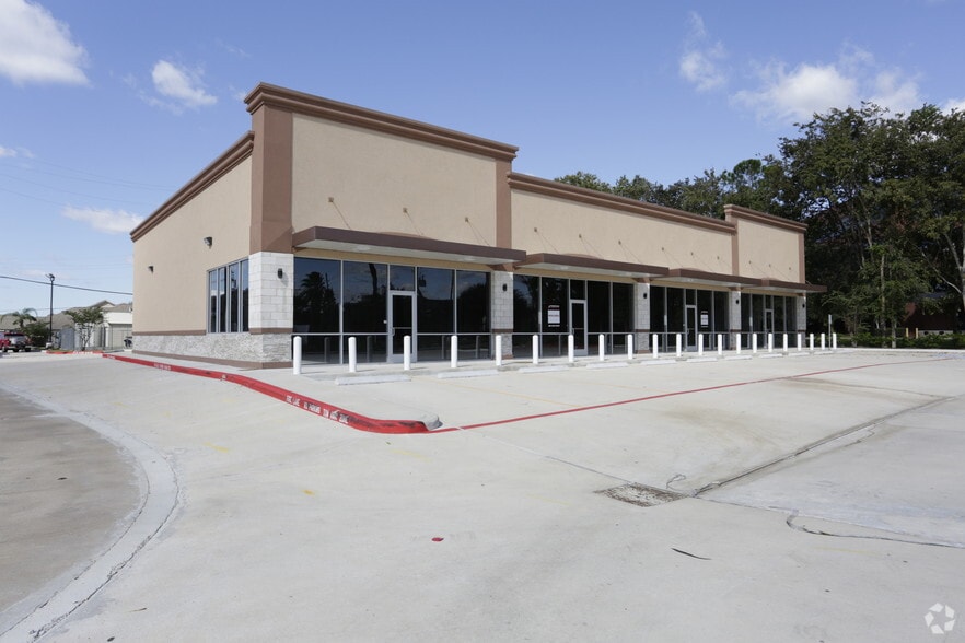 More Photos Of 18010 Kingsland Blvd, Houston General Retail For Sale