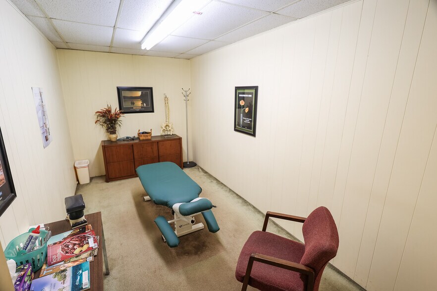 More Photos Of 3110 Gilmer Rd, Longview Office For Sale