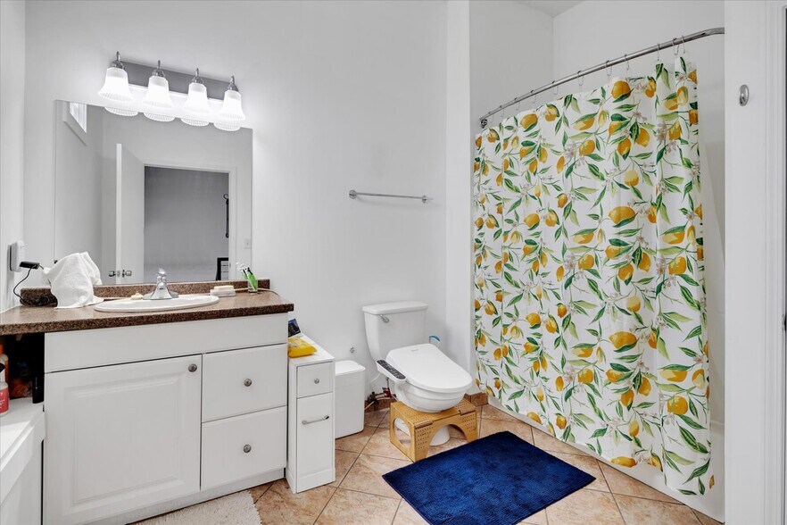 More Photos Of 282 Walker St SW, Atlanta Apartments For Sale