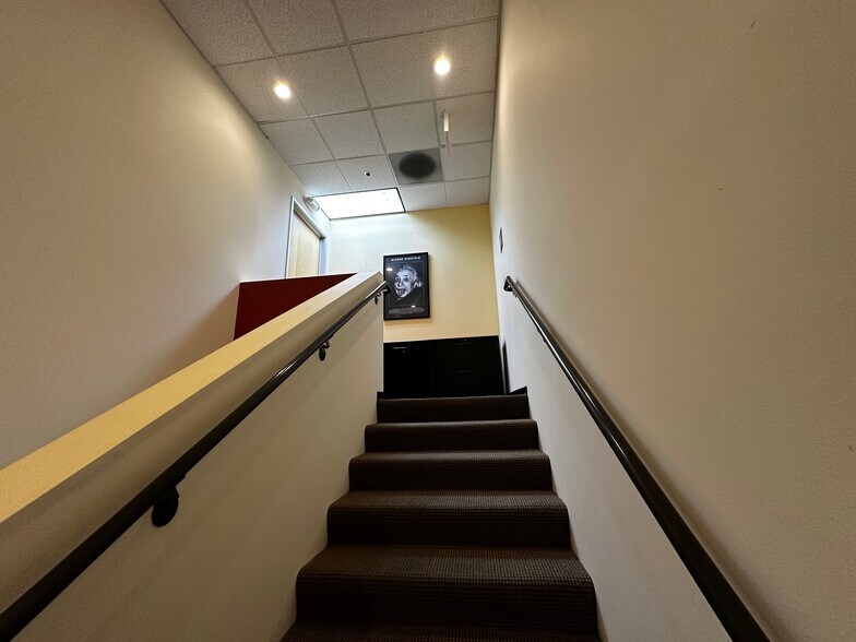 More Photos Of 1292 Kifer Rd, Sunnyvale Research And Development For Sale