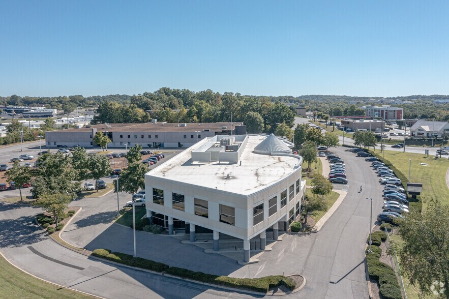More Photos Of 5380 Hickory Hollow Pky, Nashville Medical For Lease