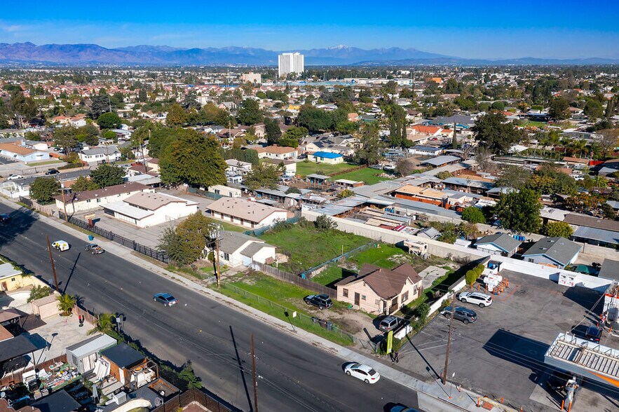 More Photos Of 1230 S Wilmington Ave, Compton Apartments For Sale