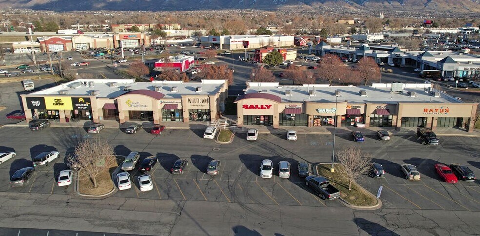 More Photos Of 729 King St, Layton Storefront For Lease