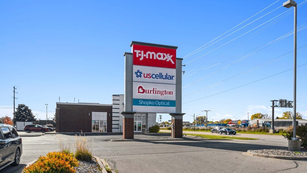 More Photos Of 1210-1226 S Koeller st, Oshkosh General Retail For Sale
