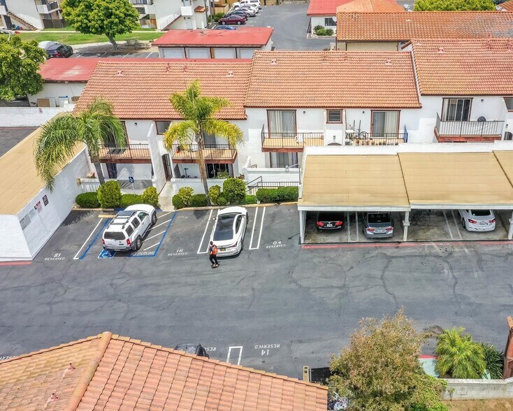 More Photos Of 380 Plymouth Dr, Vista Apartments For Sale
