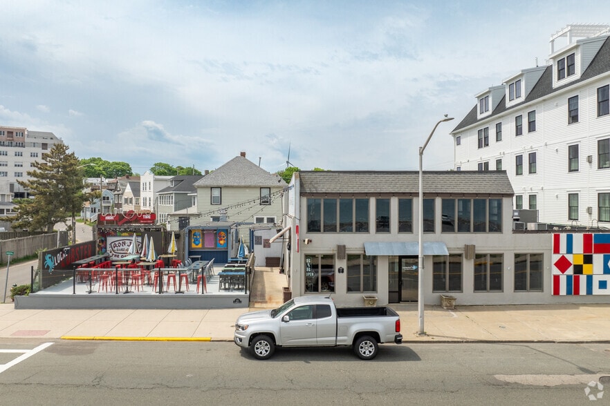 More Photos Of 145 Nantasket Ave, Hull Storefront For Sale