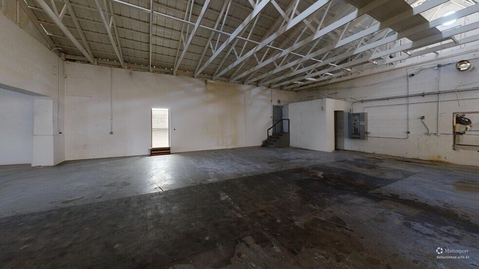 More Photos Of 520 Spring St, Fort Wayne Warehouse For Sale