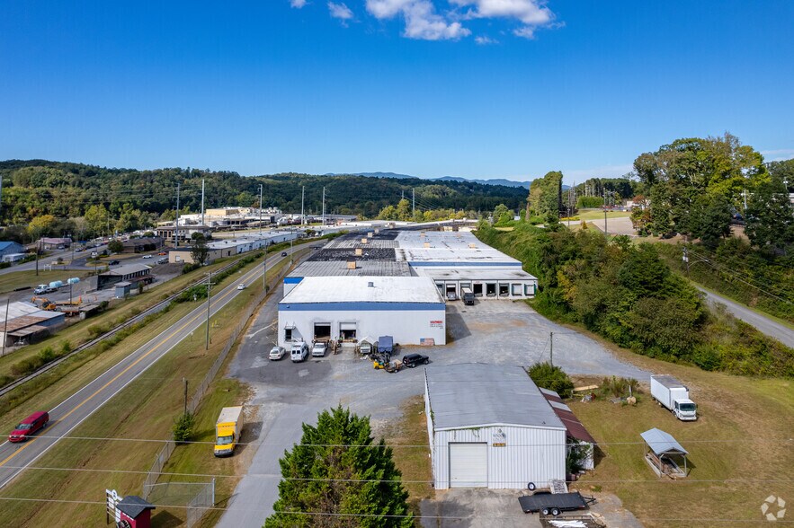 More Photos Of 1546 Progress Rd, Ellijay Warehouse For Lease