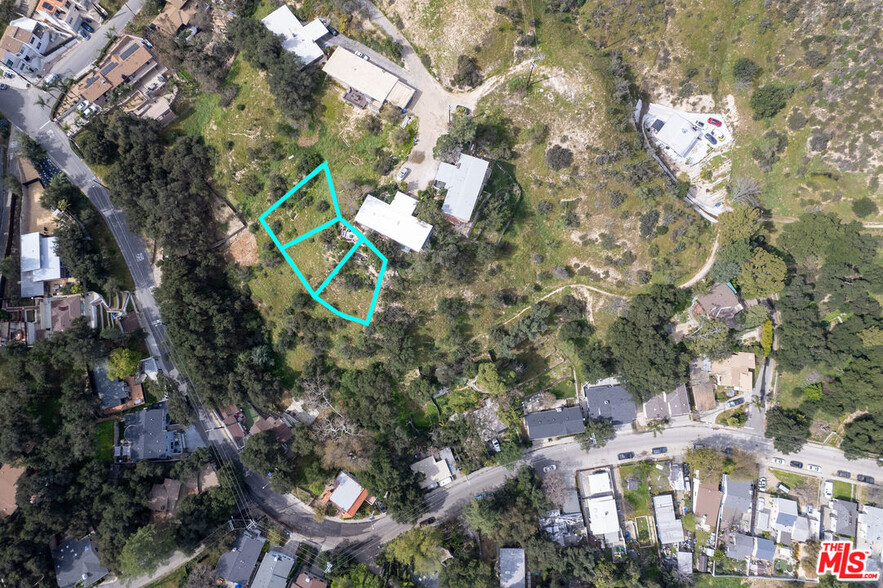 Primary Photo Of 9631 Oak Bend dr, Tujunga Land For Sale