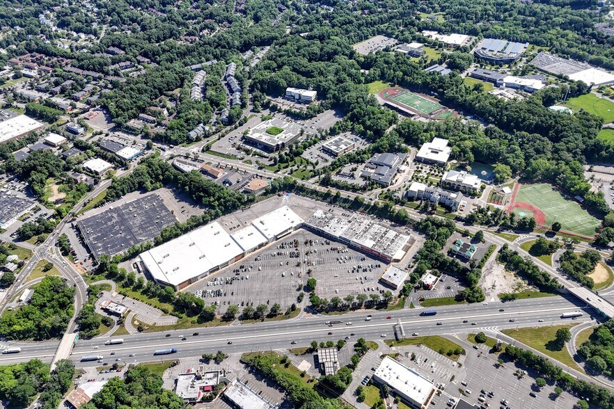 More Photos Of 470 Franklin Tpke, Ramsey Medical For Lease