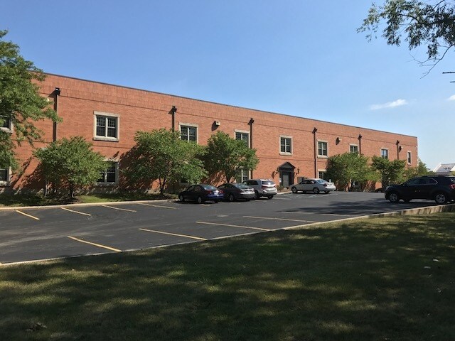 More Photos Of 5555 Airport Hwy, Toledo Office For Lease