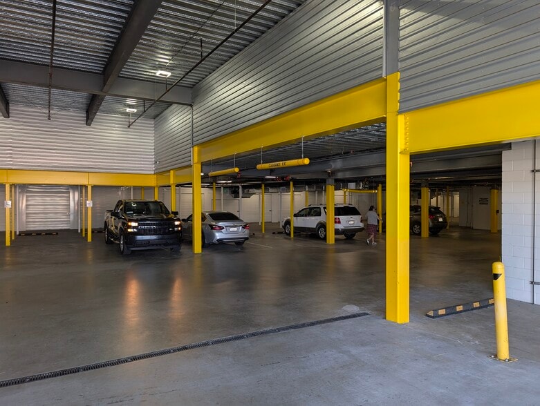 More Photos Of 2209 National Ave, San Diego Self Storage For Lease