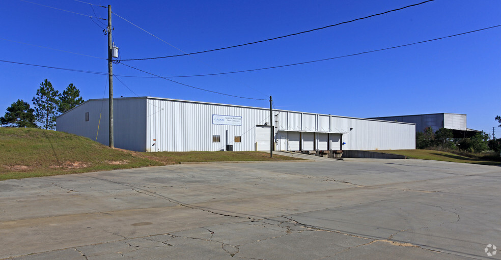 Primary Photo Of 1553 ME Thompson Dr, Valdosta Warehouse For Lease