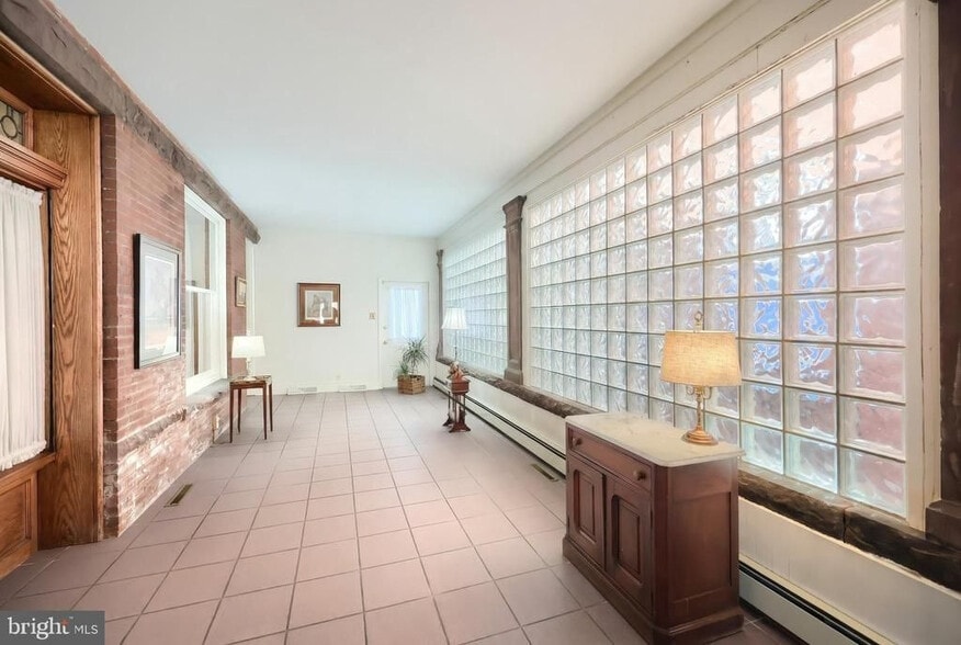 More Photos Of 119 Baltimore St, Hanover Office Residential For Sale