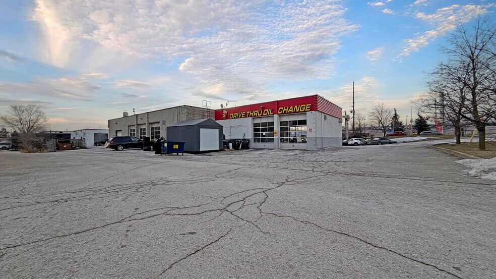 More Photos Of 341 Guelph St, Halton Hills General Retail For Sale