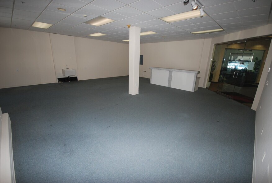 More Photos Of 225 Rockaway Beach Ave, Pacifica Storefront Retail Office For Lease