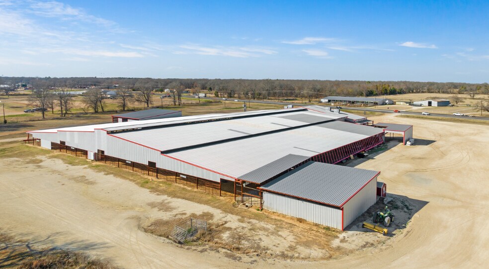 More Photos Of 3536 US Highway 82 E, Paris Specialty For Sale