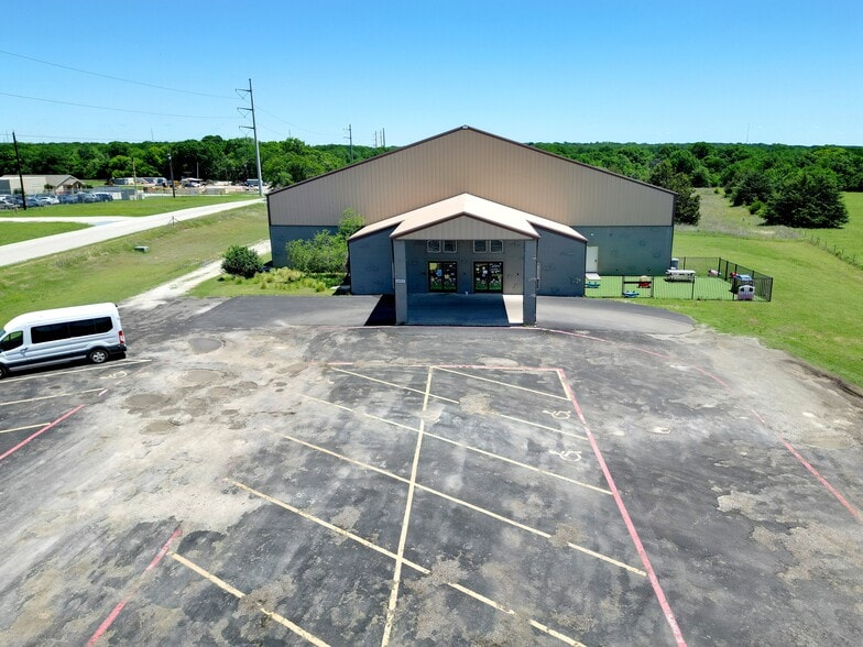 Primary Photo Of 3483 S FM 51, Decatur Religious Facility For Sale