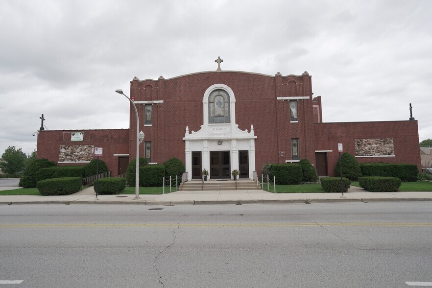 More Photos Of 5426 S Lockwood Ave, Chicago Specialty For Sale