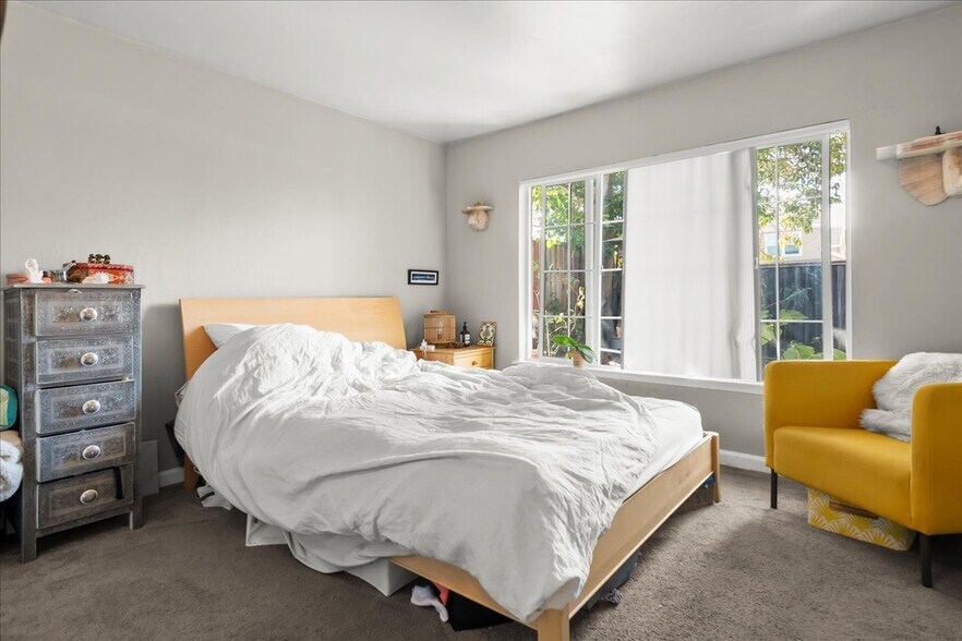 More Photos Of 2115 University Ave, Mountain View Multifamily For Sale