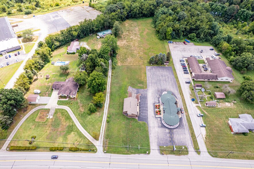 More Photos Of 376 E Main St, Mount Pleasant Medical For Sale