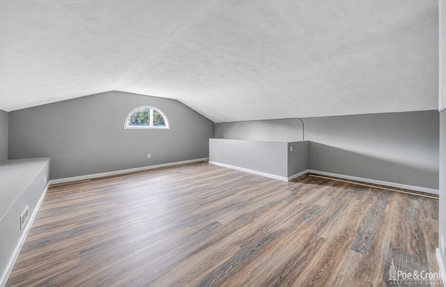 More Photos Of 1234 Maple Ave SW, Roanoke Office For Lease