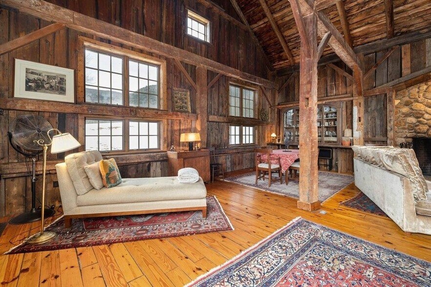 More Photos Of 507 Benson Rd, Manchester Center Specialty For Sale