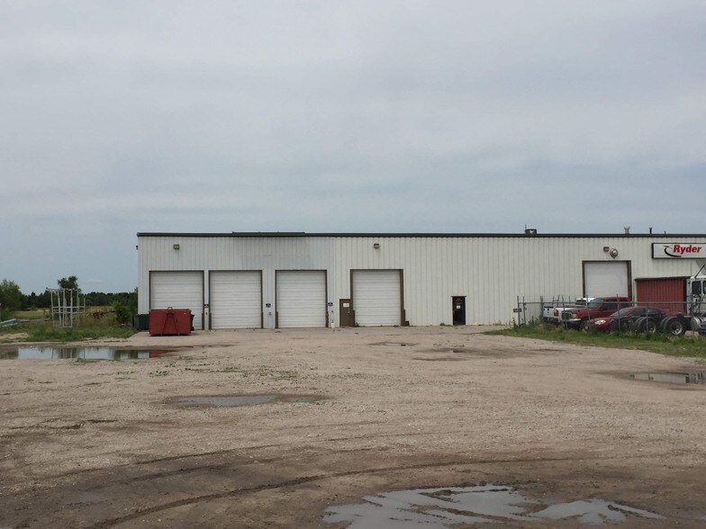 Primary Photo Of 4035 Stauss Rd, Grand Island Light Distribution For Lease