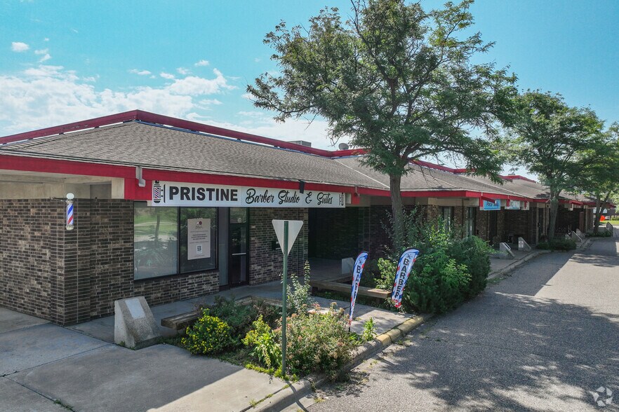 More Photos Of 8-88 Nathan Ln, Plymouth Storefront Retail Office For Lease