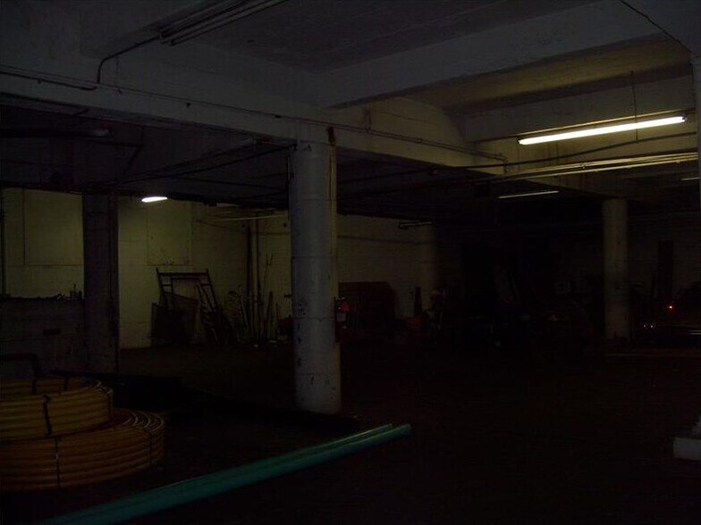 More Photos Of 258 E Fayette St, Uniontown General Retail For Sale