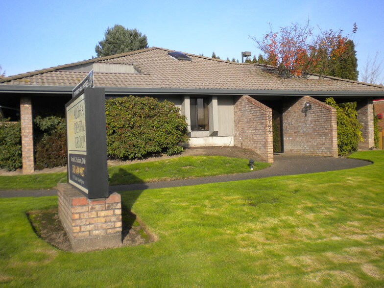 More Photos Of 19755 SW Tualatin Valley Hwy, Beaverton Medical For Sale