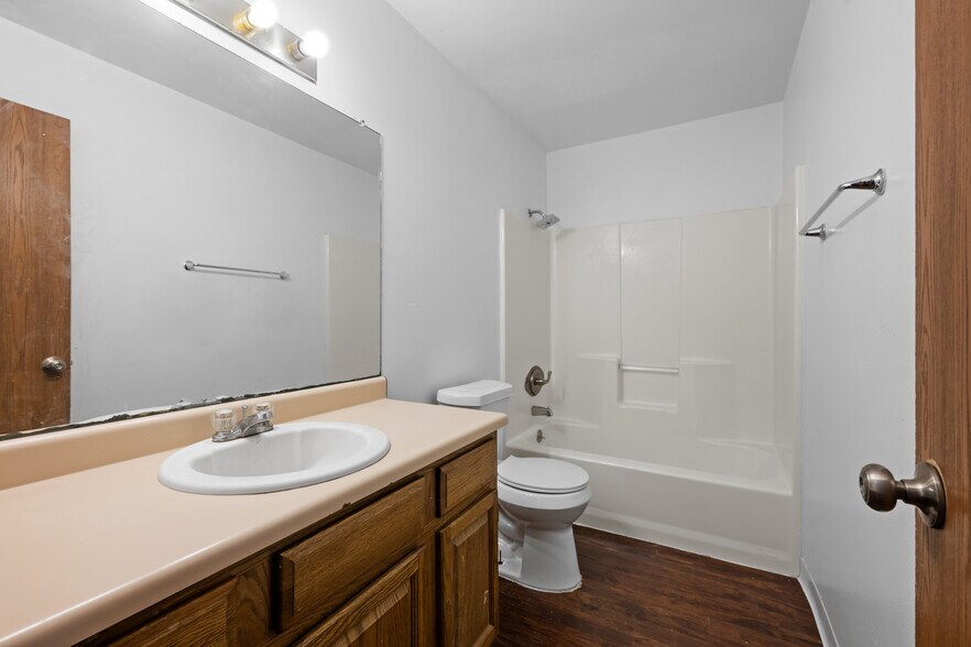 More Photos Of 1412 10th St, Greeley Apartments For Sale