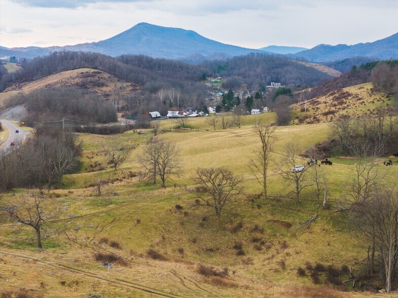 More Photos Of 230 Barn Ave, North Tazewell Land For Sale