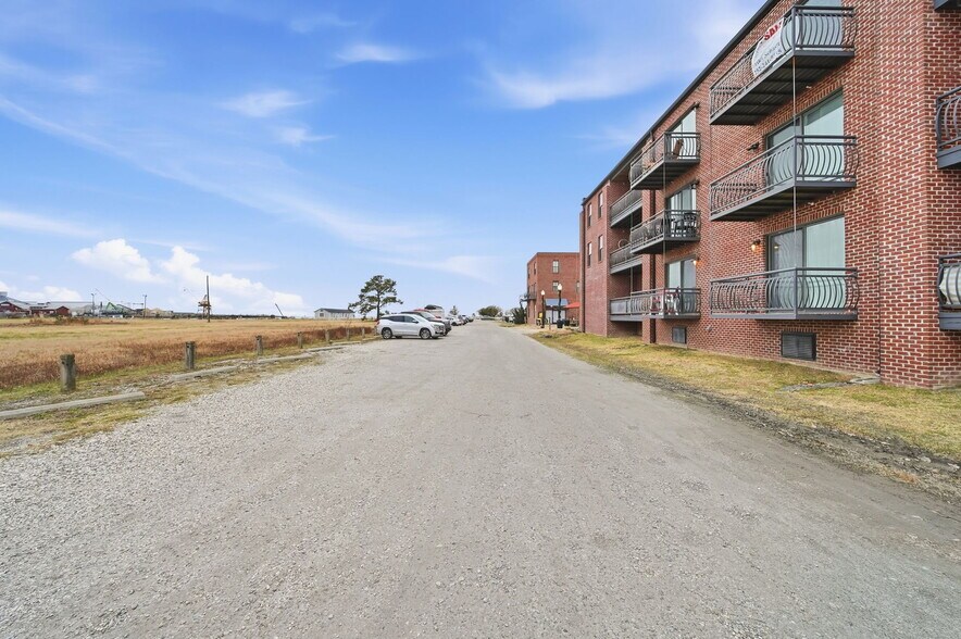 More Photos Of 300 Mason Ave, Cape Charles Apartments For Sale