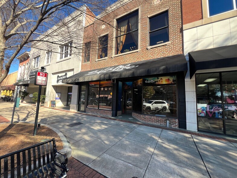 Primary Photo Of 1104 Broadway, Columbus Storefront For Lease