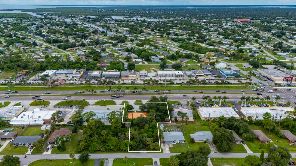 More Photos Of 2716 Tamiami Trl, Port Charlotte Freestanding For Sale