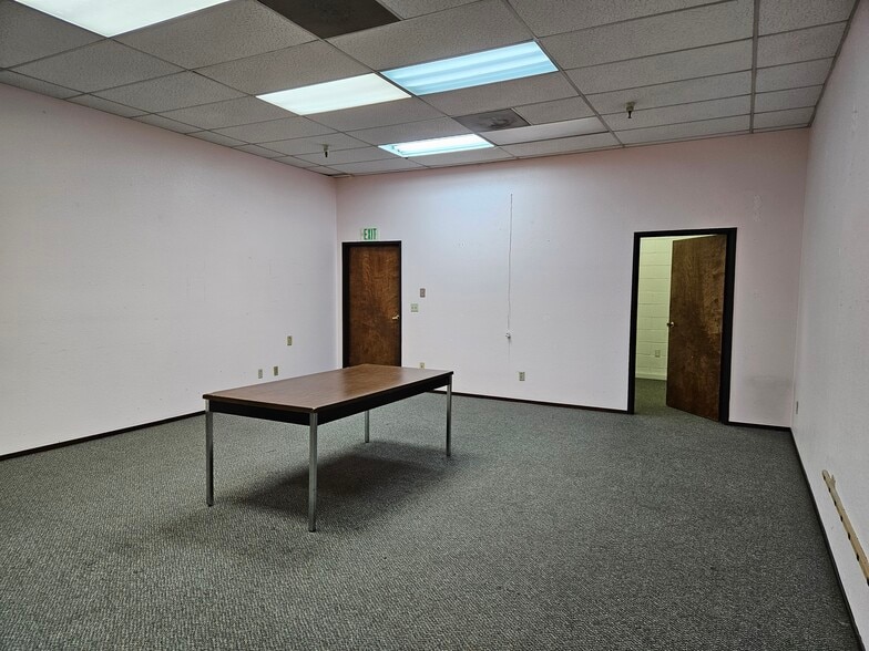 More Photos Of 2501 McHenry Ave, Modesto Freestanding For Sale