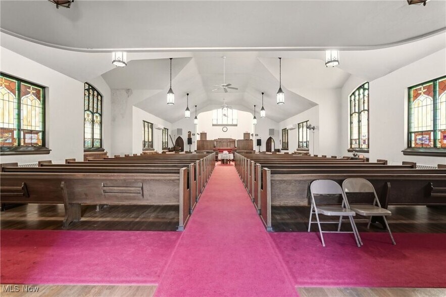 More Photos Of 742 Johnston St, Akron Religious Facility For Sale