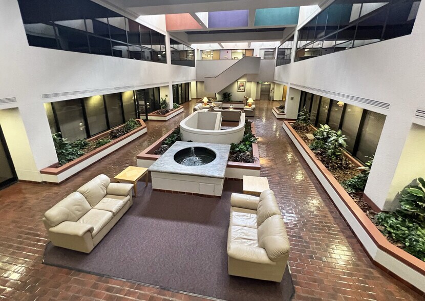 More Photos Of 6121 Indian School Rd NE, Albuquerque Office For Lease